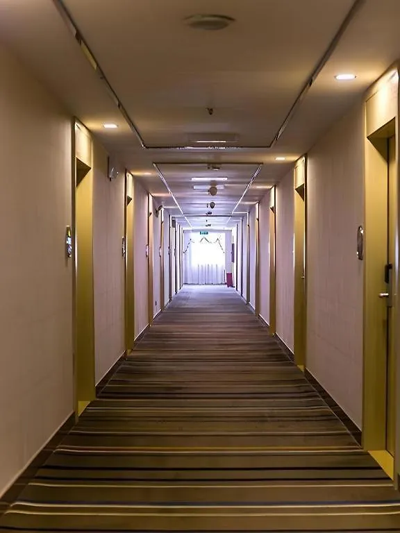 Jtour Inn Zhuhai Xiangzhou Mingzhu Light Rail Station