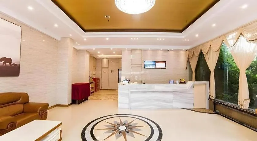 Jtour Inn Zhuhai Xiangzhou Mingzhu Light Rail Station Hotel
