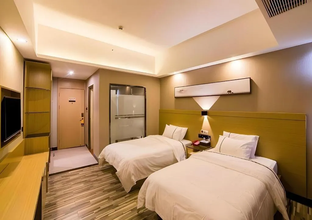 Jtour Inn Zhuhai Xiangzhou Mingzhu Light Rail Station 2*,